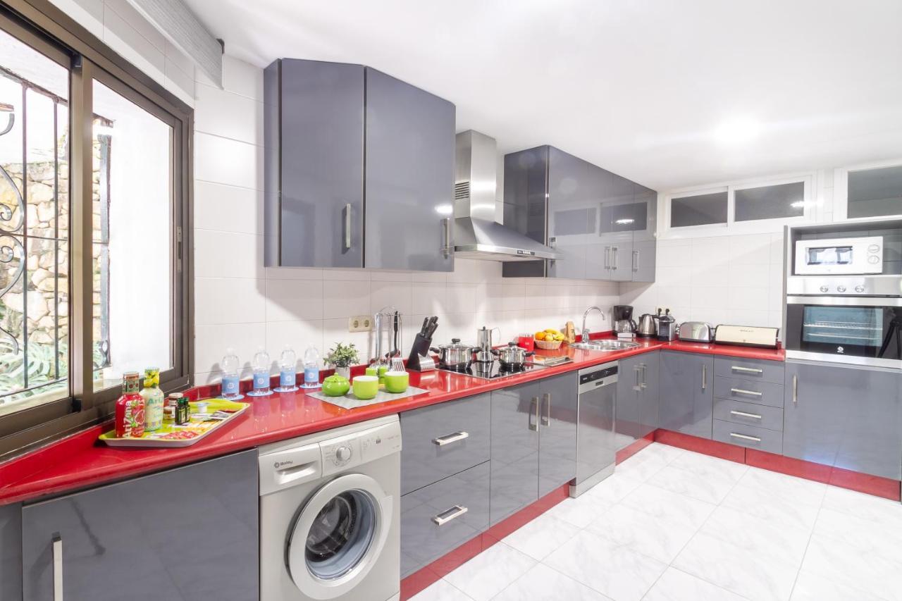 Marbella Banus Suites - Golden Beach Marbella Suite Esterno foto