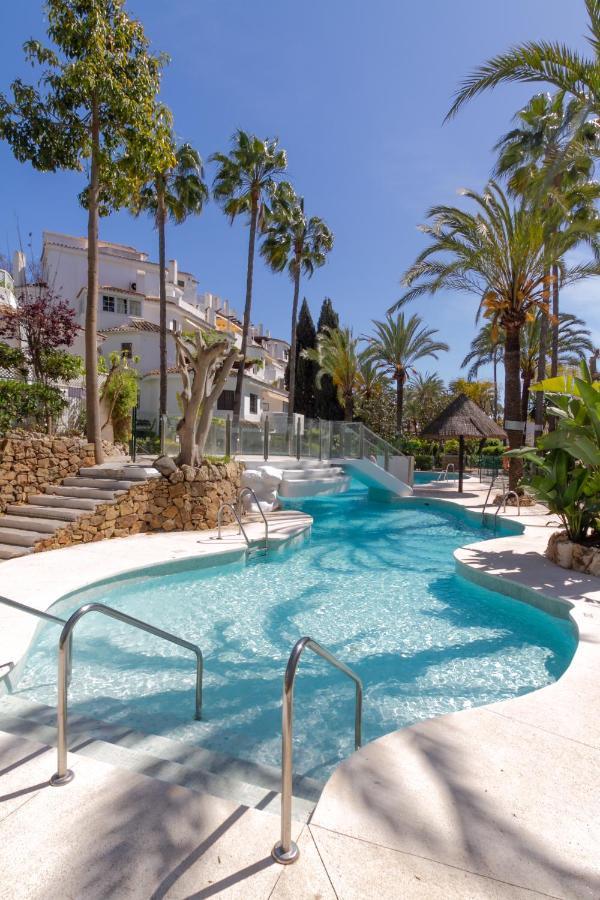 Marbella Banus Suites - Golden Beach Marbella Suite Esterno foto
