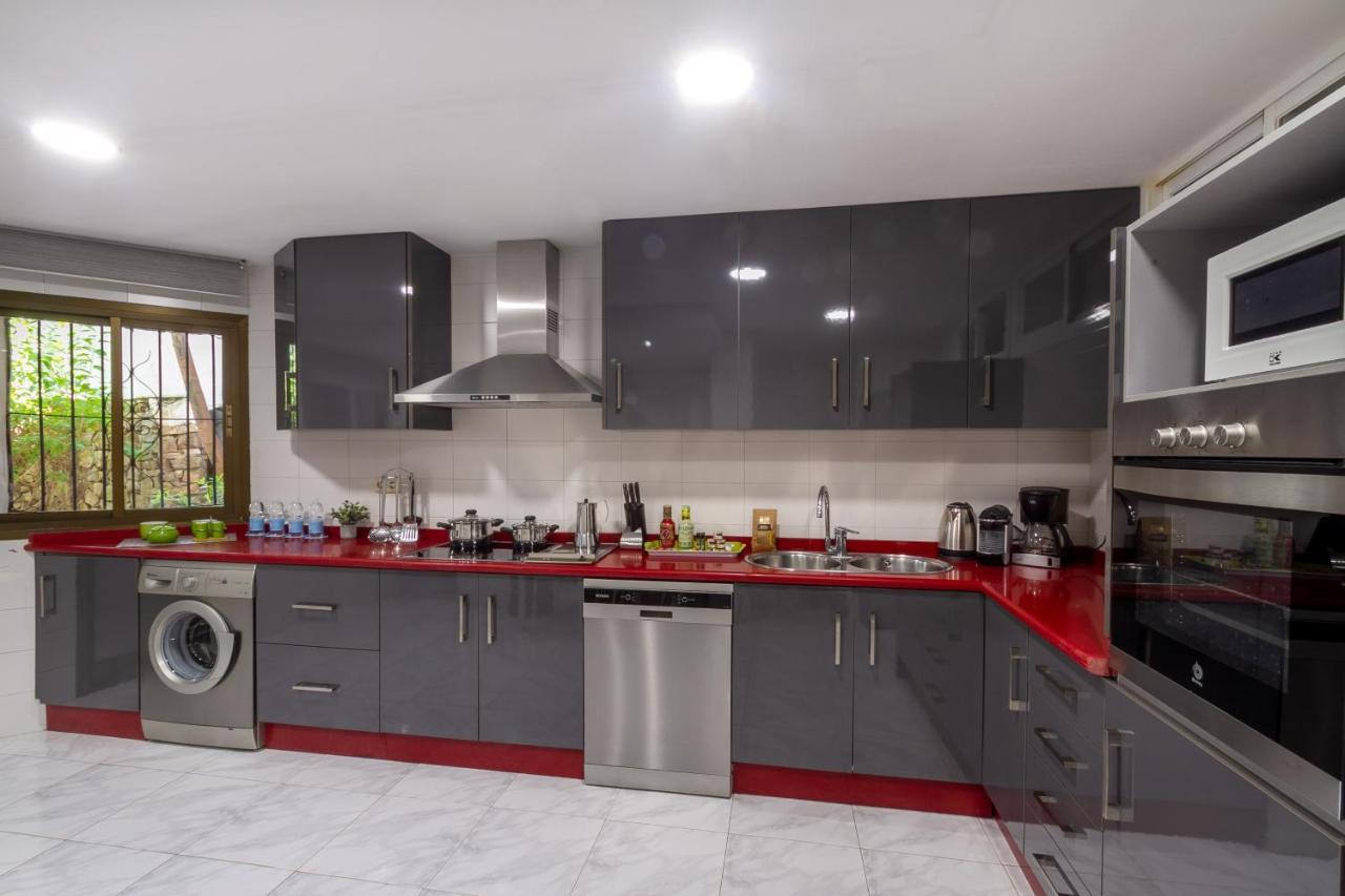 Marbella Banus Suites - Golden Beach Marbella Suite Esterno foto