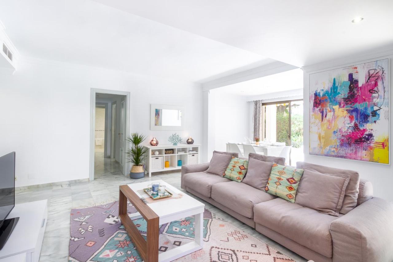 Marbella Banus Suites - Golden Beach Marbella Suite Esterno foto